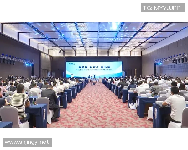 西安攀岩队技术探讨:提升攀岩技能与团队协作的有效策略 西安攀岩队技术探讨:提升攀岩技能与团队协作的有效策略